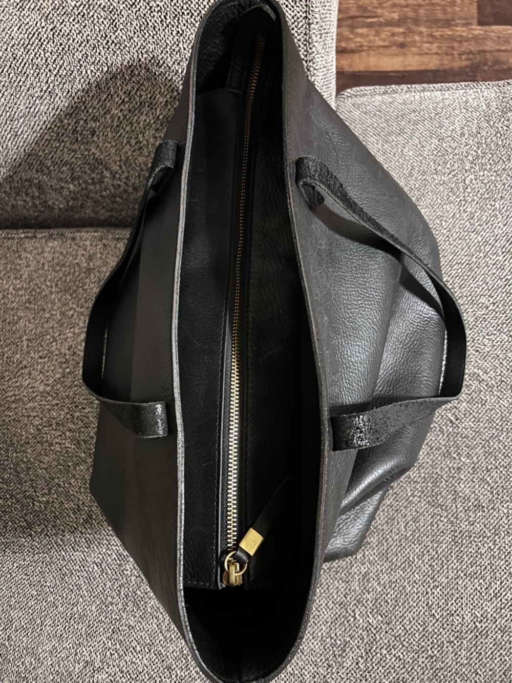 Madewell black leather tote, wallet, and key fob set

 $266 value - Picture 4 of 16
